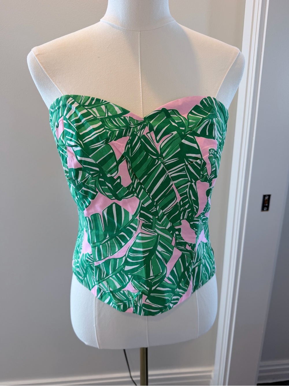 Lilly Pulitzer Kylo Strapless Stretch Bustier Top in Conch Shell Pink – Let’s Go